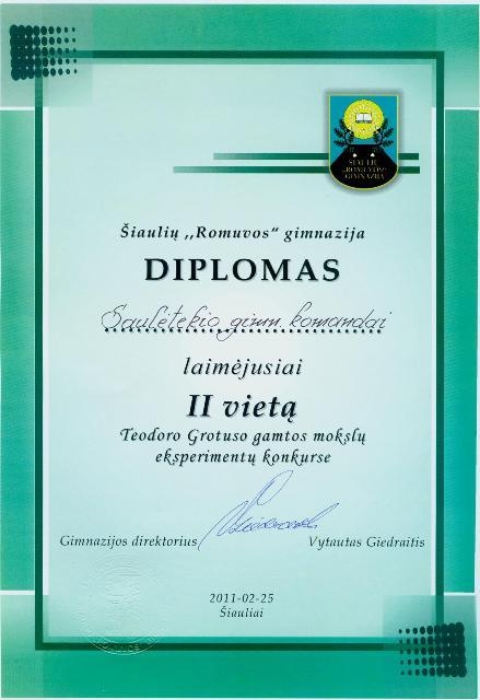 diplomas1.jpg
